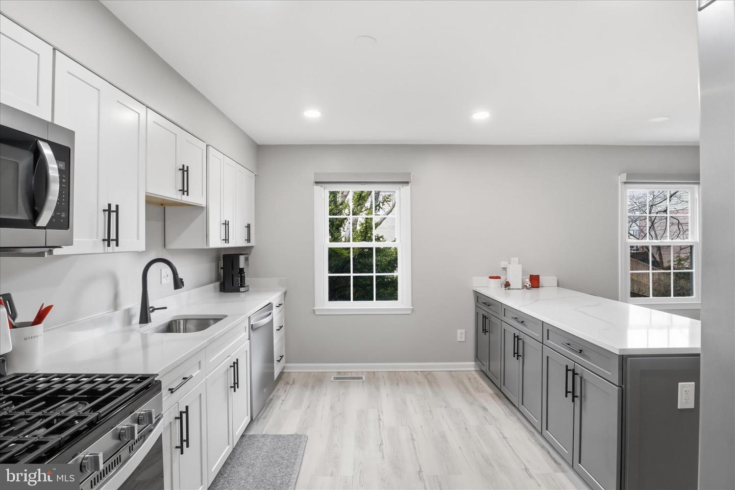 5460 TRUXION CT, BURKE, Virginia 22015, 3 Bedrooms Bedrooms, ,2 BathroomsBathrooms,Residential,For sale,5460 TRUXION CT,VAFX2288746 MLS # VAFX2288746