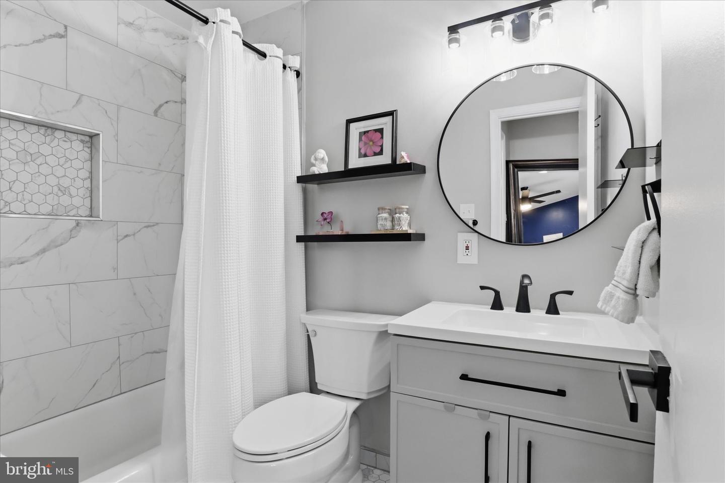 5460 TRUXION CT, BURKE, Virginia 22015, 3 Bedrooms Bedrooms, ,2 BathroomsBathrooms,Residential,For sale,5460 TRUXION CT,VAFX2288746 MLS # VAFX2288746