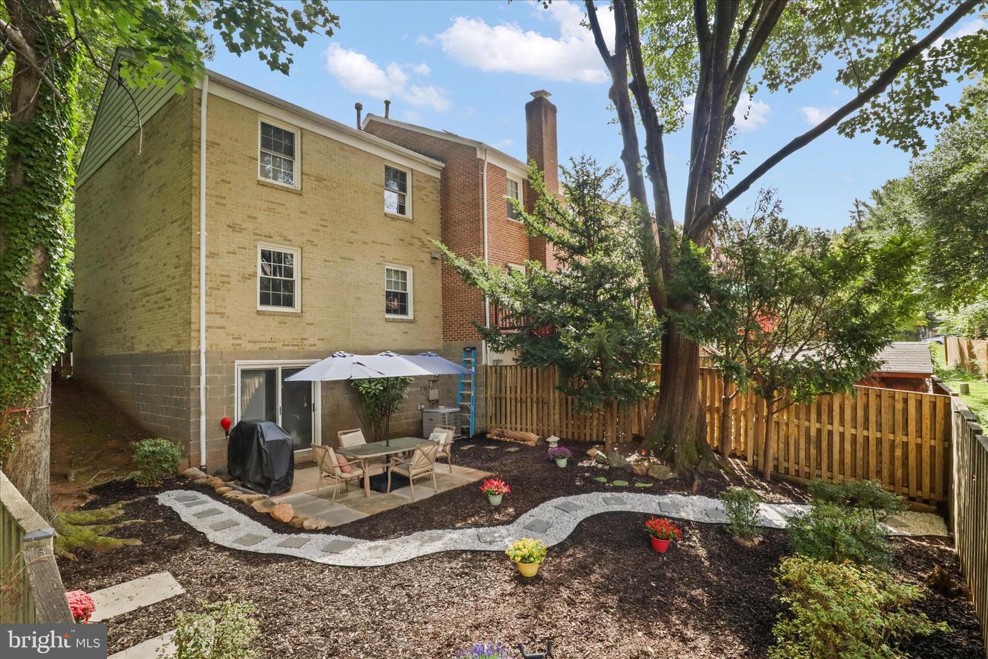 5460 TRUXION CT, BURKE, Virginia 22015, 3 Bedrooms Bedrooms, ,2 BathroomsBathrooms,Residential,For sale,5460 TRUXION CT,VAFX2288746 MLS # VAFX2288746