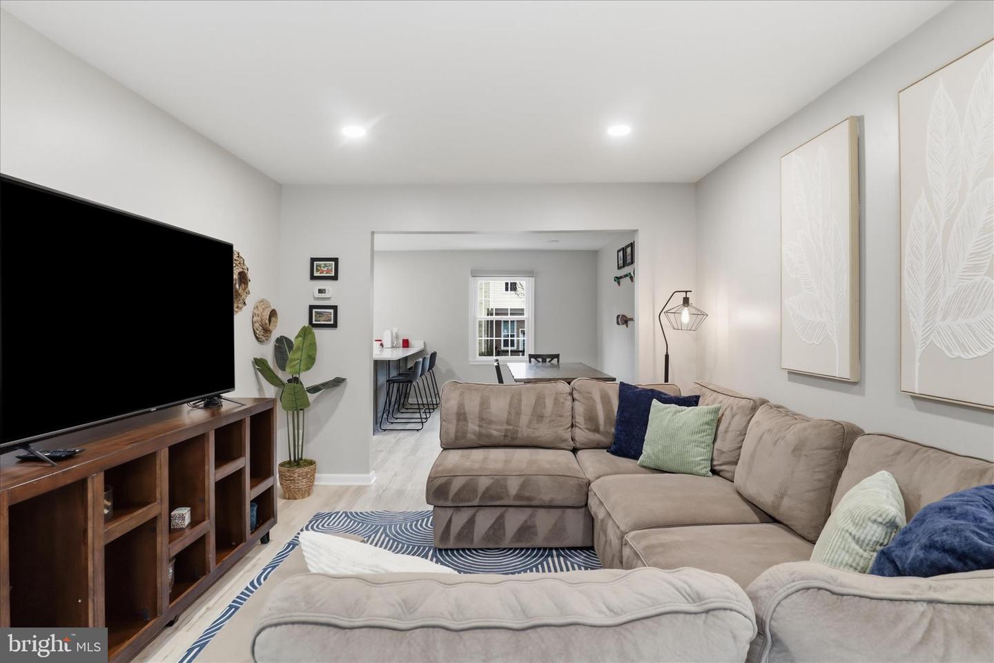 5460 TRUXION CT, BURKE, Virginia 22015, 3 Bedrooms Bedrooms, ,2 BathroomsBathrooms,Residential,For sale,5460 TRUXION CT,VAFX2288746 MLS # VAFX2288746