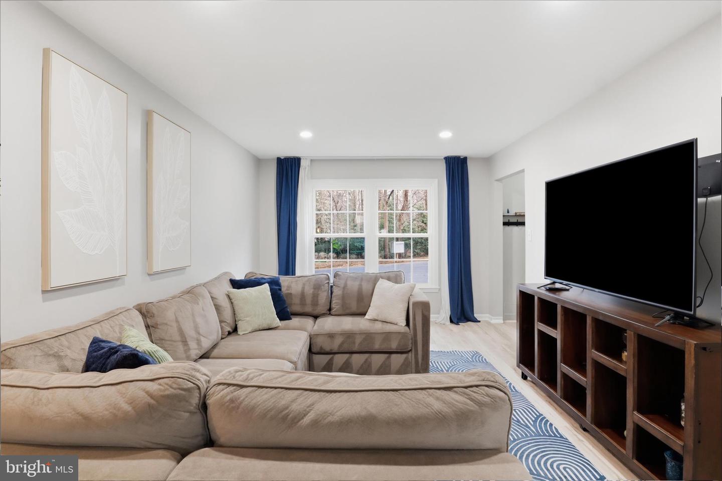 5460 TRUXION CT, BURKE, Virginia 22015, 3 Bedrooms Bedrooms, ,2 BathroomsBathrooms,Residential,For sale,5460 TRUXION CT,VAFX2288746 MLS # VAFX2288746