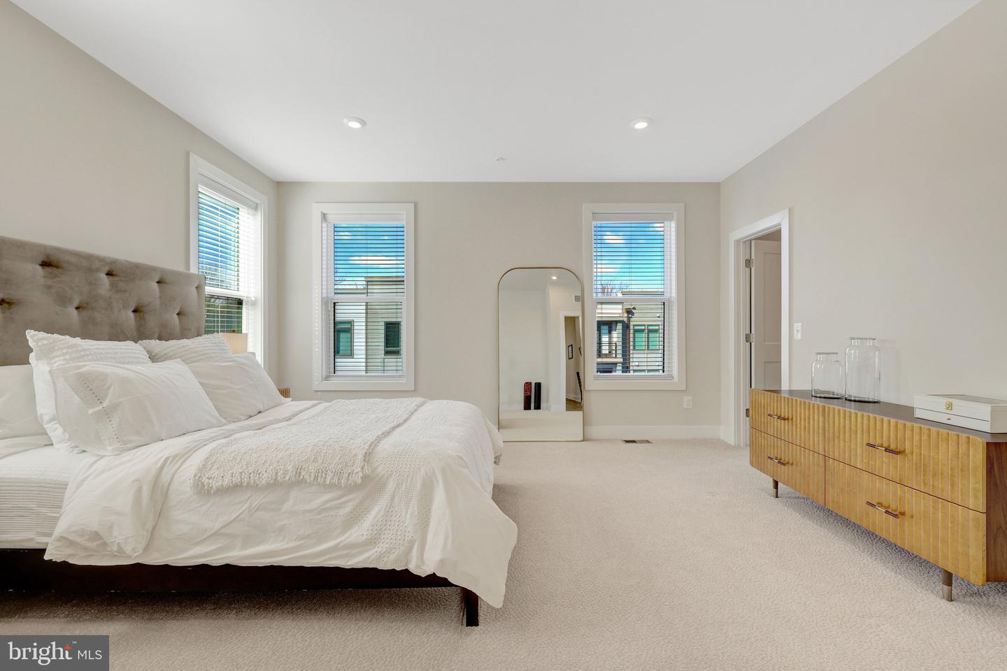 1694 BANDIT LOOP #17B, RESTON, Virginia 20190, 3 Bedrooms Bedrooms, ,2 BathroomsBathrooms,Residential,For sale,1694 BANDIT LOOP #17B,VAFX2288750 MLS # VAFX2288750 1694 BANDIT LOOP #17B, RESTON, Virginia 20190, 3 Bedrooms Bedrooms, ,2 BathroomsBathrooms,Residential,For sale,1694 BANDIT LOOP #17B,VAFX2288750 MLS # VAFX2288750