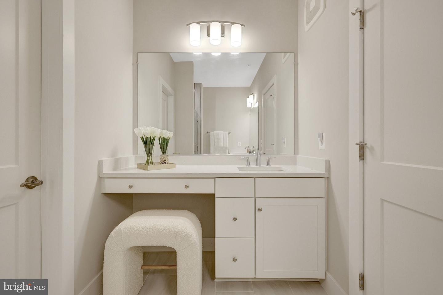 1694 BANDIT LOOP #17B, RESTON, Virginia 20190, 3 Bedrooms Bedrooms, ,2 BathroomsBathrooms,Residential,For sale,1694 BANDIT LOOP #17B,VAFX2288750 MLS # VAFX2288750 1694 BANDIT LOOP #17B, RESTON, Virginia 20190, 3 Bedrooms Bedrooms, ,2 BathroomsBathrooms,Residential,For sale,1694 BANDIT LOOP #17B,VAFX2288750 MLS # VAFX2288750