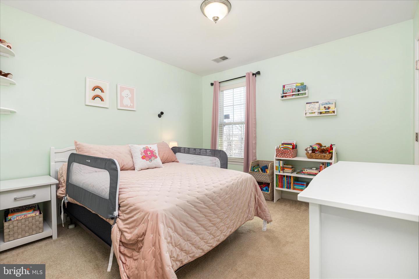 41591 BOSTONIAN PL, ALDIE, Virginia 20105, 5 Bedrooms Bedrooms, 9 Rooms Rooms,3 BathroomsBathrooms,Residential,For sale,41591 BOSTONIAN PL,VALO2115224 MLS # VALO2115224