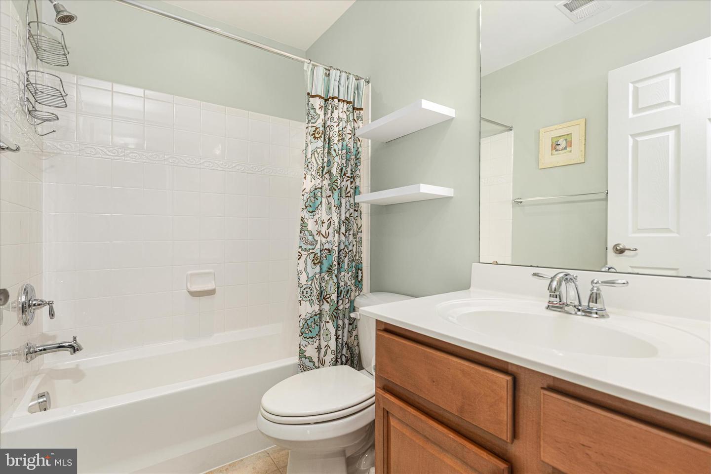 41591 BOSTONIAN PL, ALDIE, Virginia 20105, 5 Bedrooms Bedrooms, 9 Rooms Rooms,3 BathroomsBathrooms,Residential,For sale,41591 BOSTONIAN PL,VALO2115224 MLS # VALO2115224