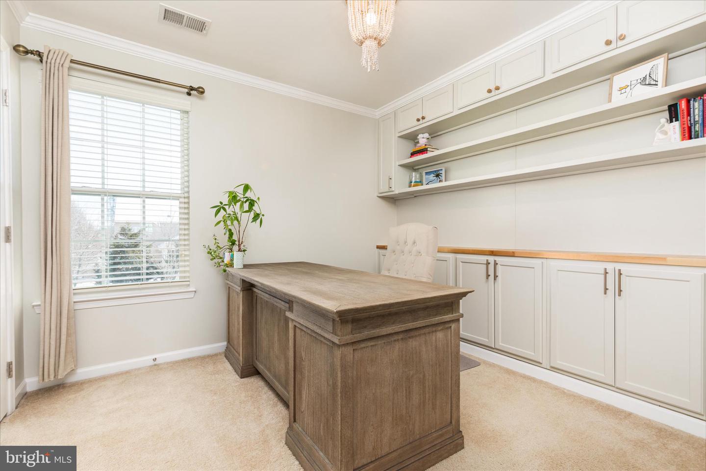 41591 BOSTONIAN PL, ALDIE, Virginia 20105, 5 Bedrooms Bedrooms, 9 Rooms Rooms,3 BathroomsBathrooms,Residential,For sale,41591 BOSTONIAN PL,VALO2115224 MLS # VALO2115224