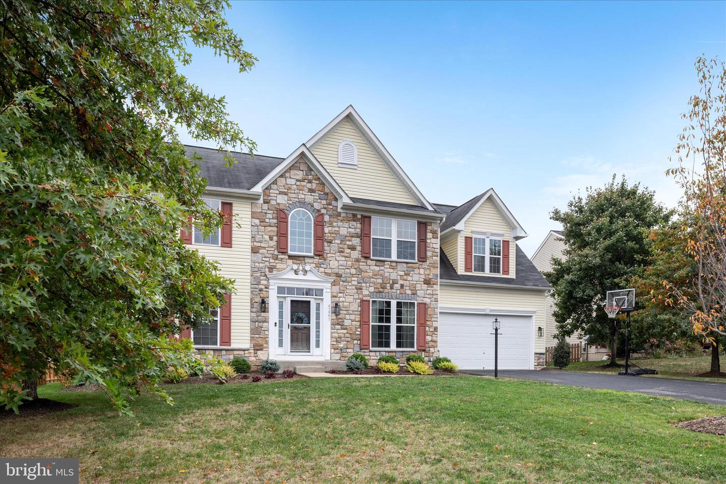 41591 BOSTONIAN PL, ALDIE, Virginia 20105, 5 Bedrooms Bedrooms, 9 Rooms Rooms,3 BathroomsBathrooms,Residential,For sale,41591 BOSTONIAN PL,VALO2115224 MLS # VALO2115224