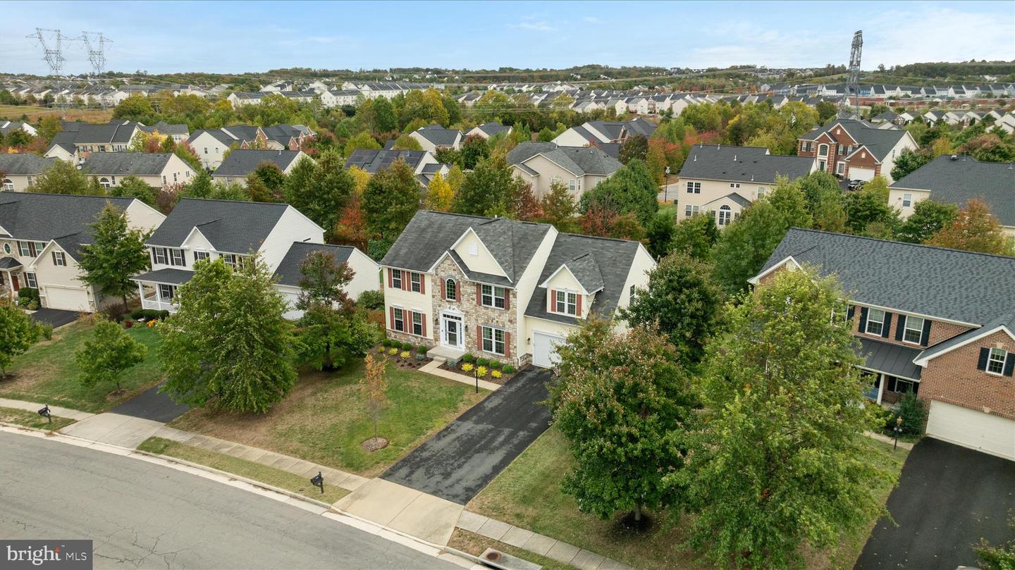 41591 BOSTONIAN PL, ALDIE, Virginia 20105, 5 Bedrooms Bedrooms, 9 Rooms Rooms,3 BathroomsBathrooms,Residential,For sale,41591 BOSTONIAN PL,VALO2115224 MLS # VALO2115224