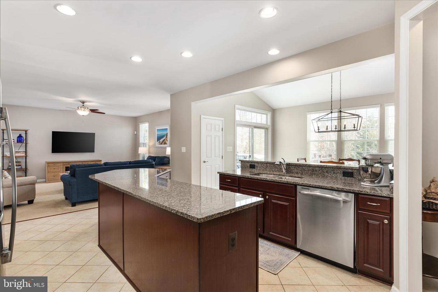 41591 BOSTONIAN PL, ALDIE, Virginia 20105, 5 Bedrooms Bedrooms, 9 Rooms Rooms,3 BathroomsBathrooms,Residential,For sale,41591 BOSTONIAN PL,VALO2115224 MLS # VALO2115224