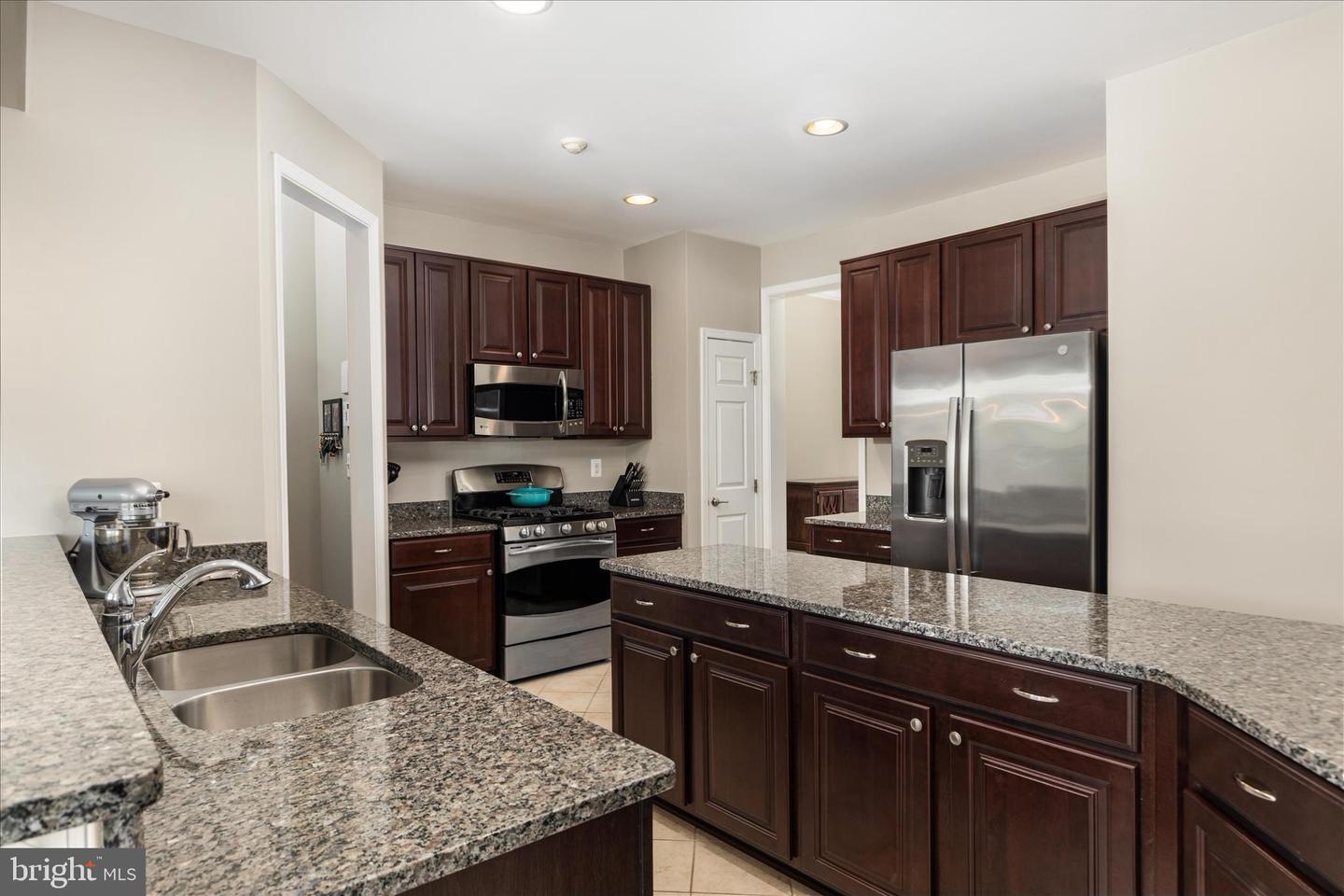 41591 BOSTONIAN PL, ALDIE, Virginia 20105, 5 Bedrooms Bedrooms, 9 Rooms Rooms,3 BathroomsBathrooms,Residential,For sale,41591 BOSTONIAN PL,VALO2115224 MLS # VALO2115224