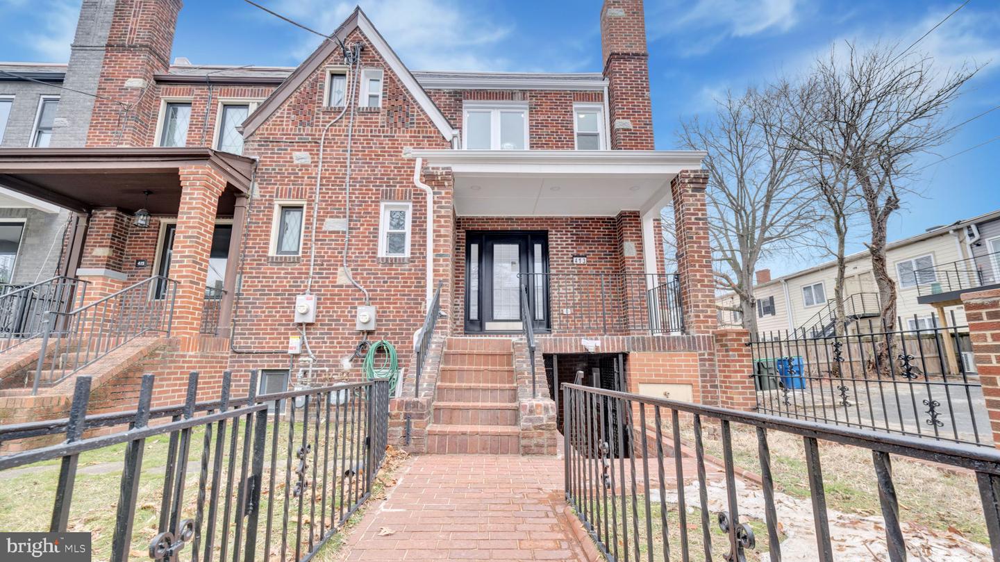 413 INGRAHAM ST NW, WASHINGTON, District Of Columbia 20011, 5 Bedrooms Bedrooms, ,4 BathroomsBathrooms,Residential,For sale,413 INGRAHAM ST NW,DCDC2244640 MLS # DCDC2244640
