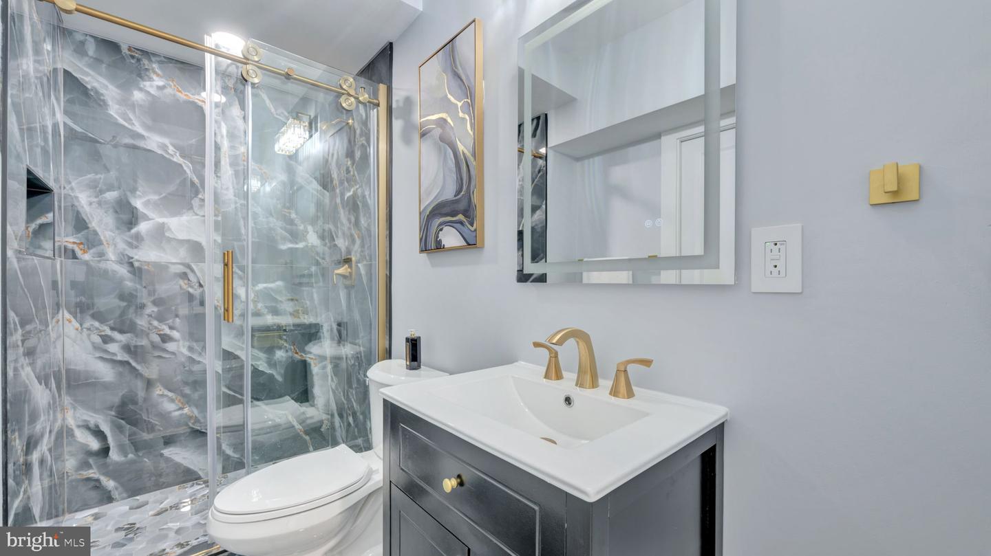 413 INGRAHAM ST NW, WASHINGTON, District Of Columbia 20011, 5 Bedrooms Bedrooms, ,4 BathroomsBathrooms,Residential,For sale,413 INGRAHAM ST NW,DCDC2244640 MLS # DCDC2244640