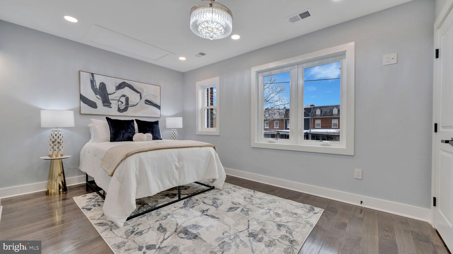 413 INGRAHAM ST NW, WASHINGTON, District Of Columbia 20011, 5 Bedrooms Bedrooms, ,4 BathroomsBathrooms,Residential,For sale,413 INGRAHAM ST NW,DCDC2244640 MLS # DCDC2244640