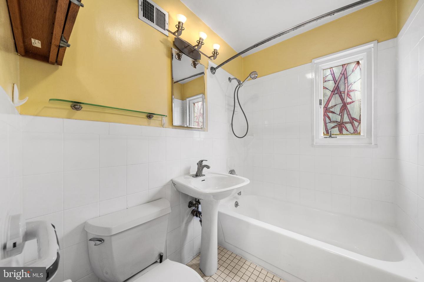 7230 PIMMIT CT, FALLS CHURCH, Virginia 22043, 3 Bedrooms Bedrooms, ,1 BathroomBathrooms,Residential,For sale,7230 PIMMIT CT,VAFX2289050 MLS # VAFX2289050