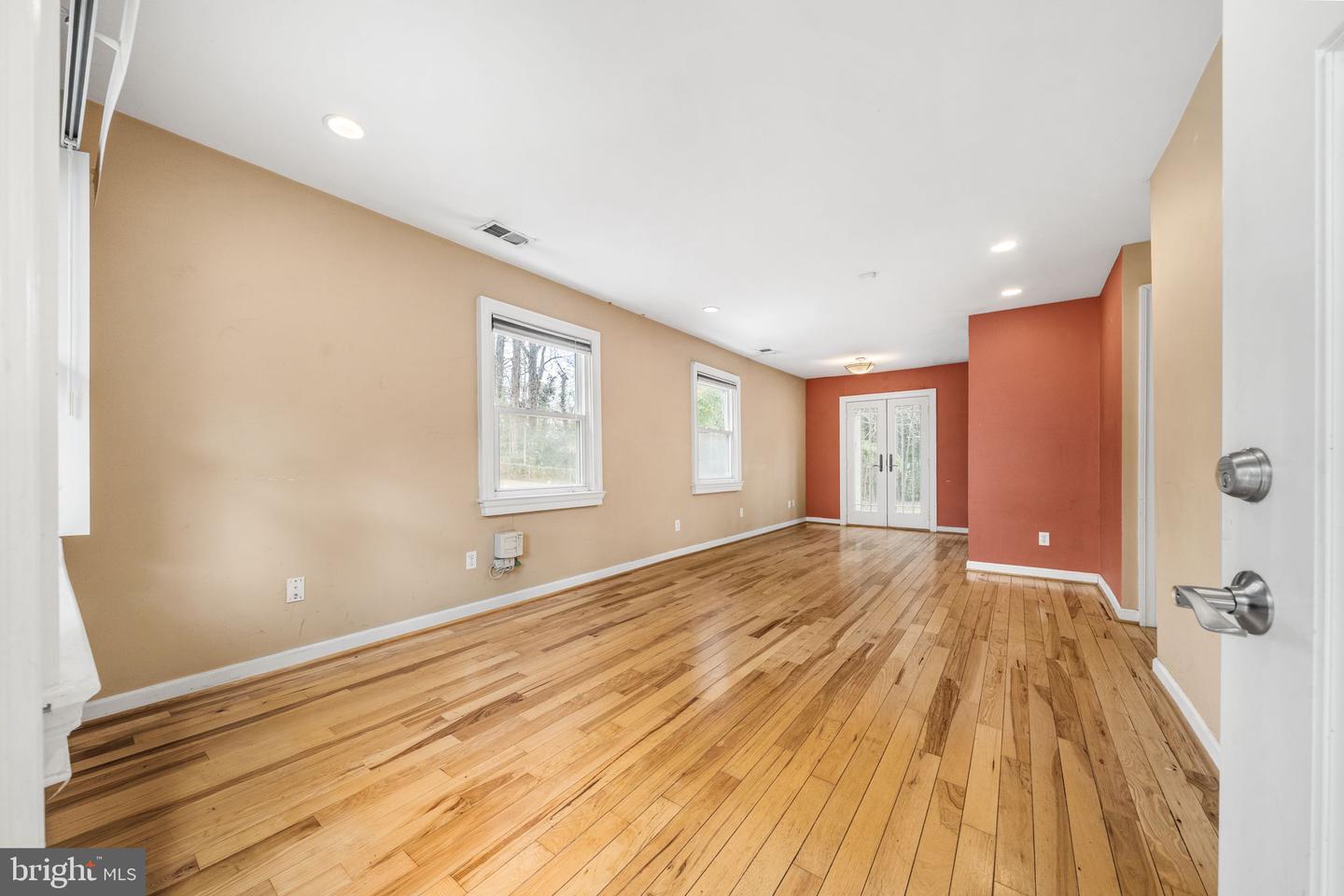 7230 PIMMIT CT, FALLS CHURCH, Virginia 22043, 3 Bedrooms Bedrooms, ,1 BathroomBathrooms,Residential,For sale,7230 PIMMIT CT,VAFX2289050 MLS # VAFX2289050