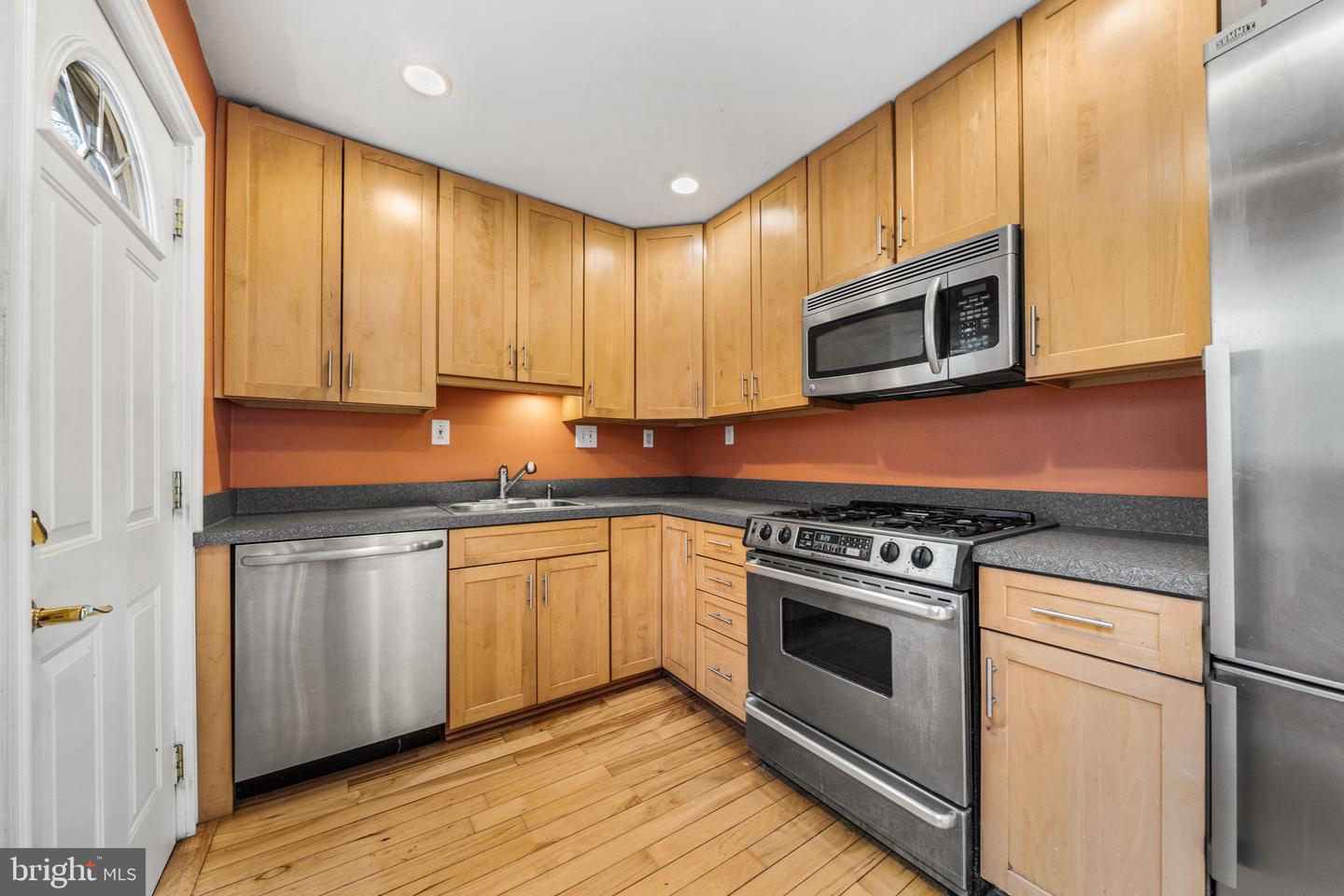 7230 PIMMIT CT, FALLS CHURCH, Virginia 22043, 3 Bedrooms Bedrooms, ,1 BathroomBathrooms,Residential,For sale,7230 PIMMIT CT,VAFX2289050 MLS # VAFX2289050