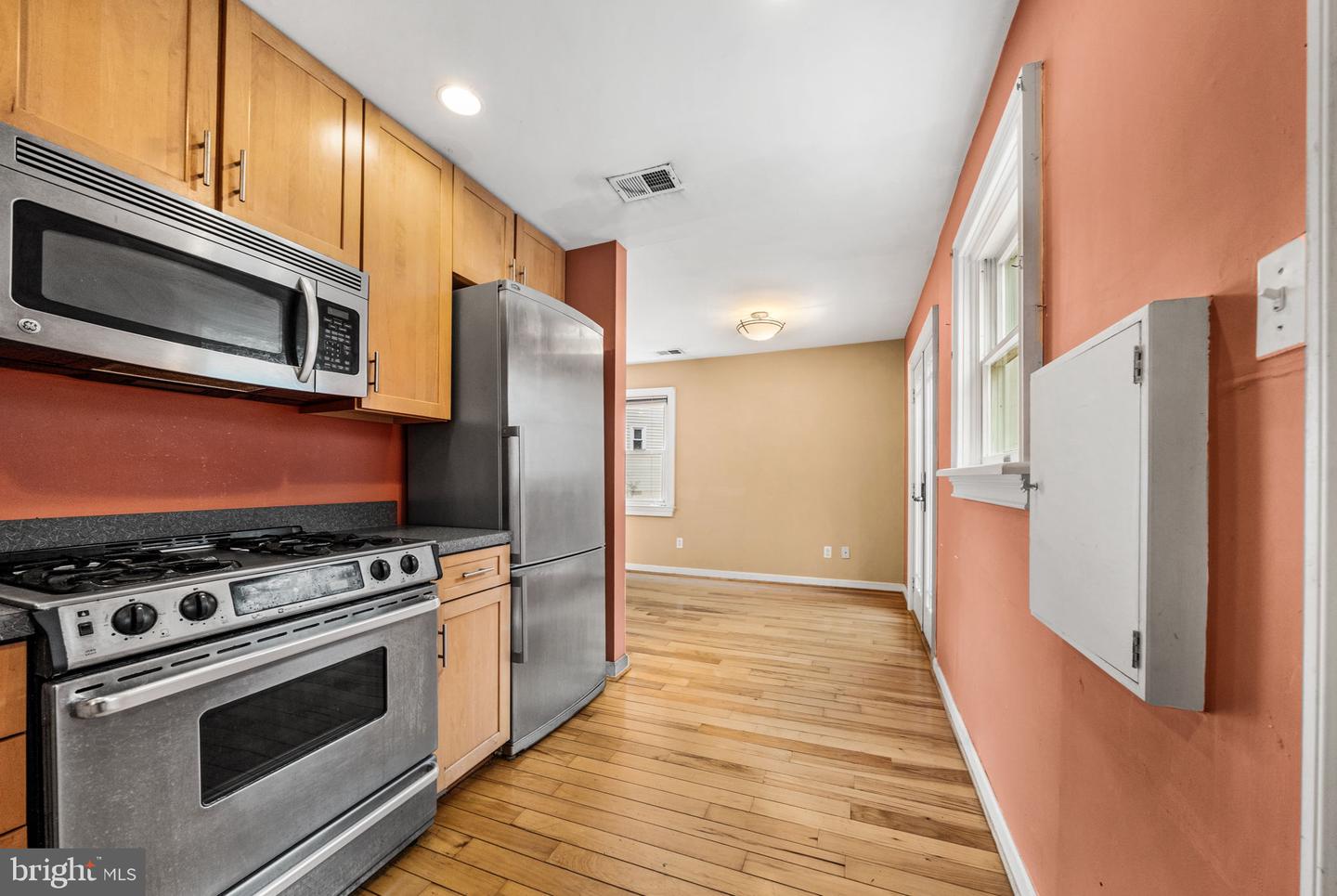 7230 PIMMIT CT, FALLS CHURCH, Virginia 22043, 3 Bedrooms Bedrooms, ,1 BathroomBathrooms,Residential,For sale,7230 PIMMIT CT,VAFX2289050 MLS # VAFX2289050