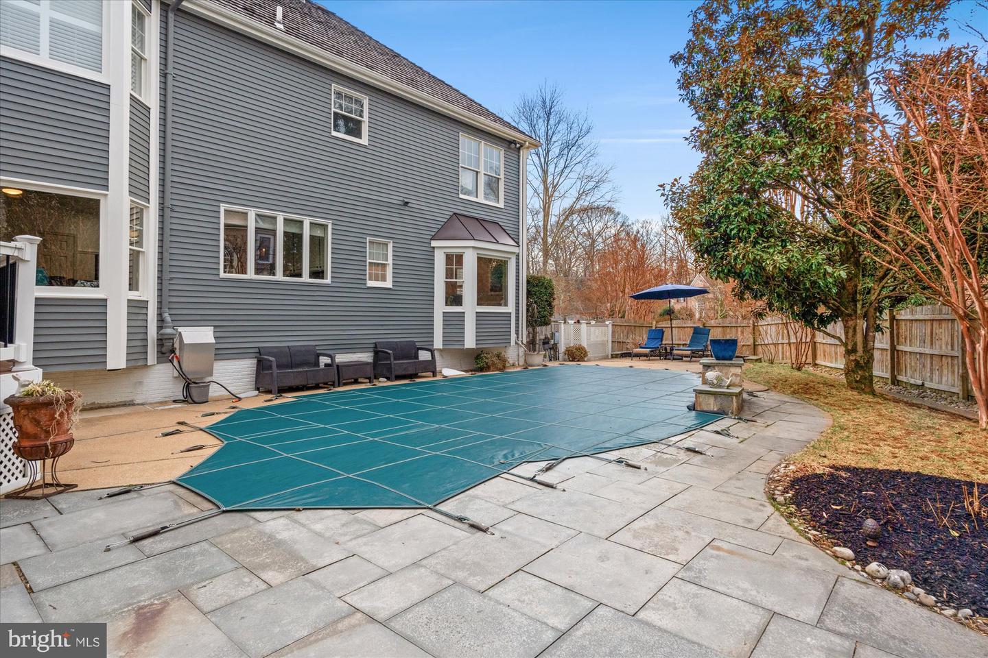 8812 SURREY CT, ALEXANDRIA, Virginia 22309, 4 Bedrooms Bedrooms, ,3 BathroomsBathrooms,Residential,For sale,8812 SURREY CT,VAFX2290254 MLS # VAFX2290254