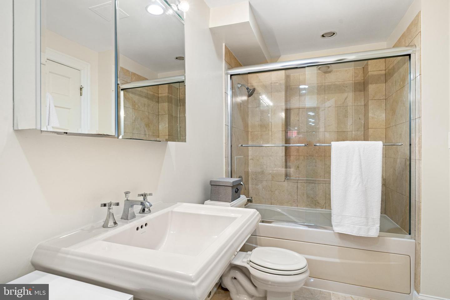 1212 M ST NW #100, WASHINGTON, District Of Columbia 20005, 2 Bedrooms Bedrooms, ,2 BathroomsBathrooms,Residential,For sale,1212 M ST NW #100,DCDC2245538 MLS # DCDC2245538 1212 M ST NW #100, WASHINGTON, District Of Columbia 20005, 2 Bedrooms Bedrooms, ,2 BathroomsBathrooms,Residential,For sale,1212 M ST NW #100,DCDC2245538 MLS # DCDC2245538