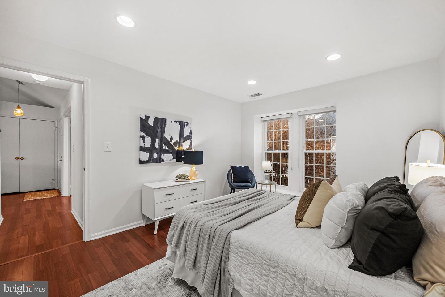 4531 28TH RD S #UNIT 9-7, ARLINGTON, Virginia 22206, 2 Bedrooms Bedrooms, ,1 BathroomBathrooms,Residential,For sale,4531 28TH RD S #UNIT 9-7,VAAR2068874 MLS # VAAR2068874