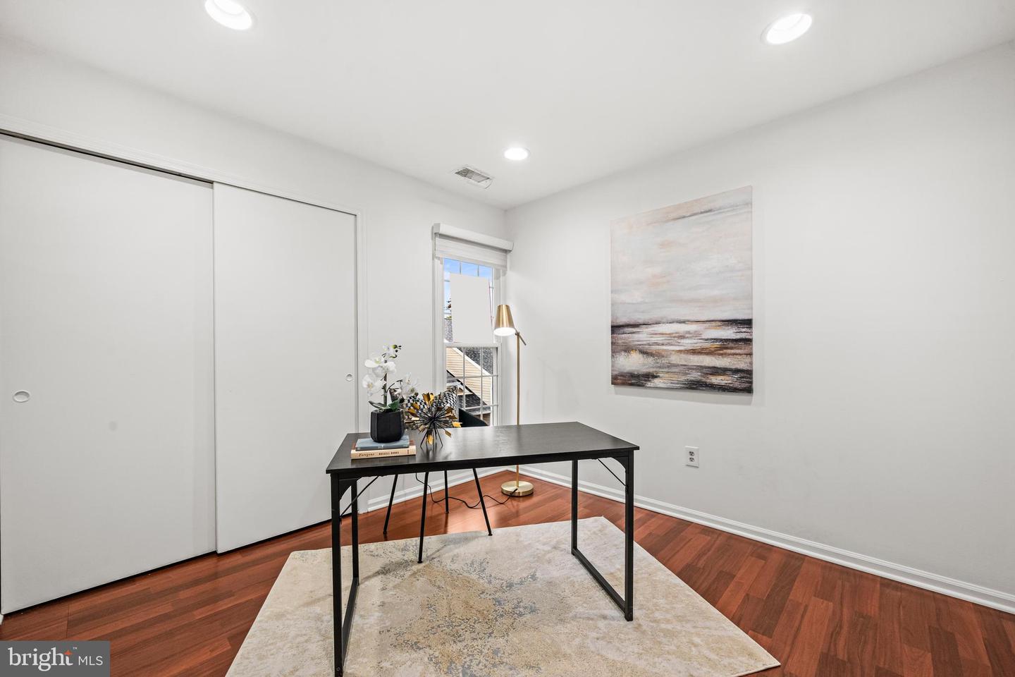 4531 28TH RD S #UNIT 9-7, ARLINGTON, Virginia 22206, 2 Bedrooms Bedrooms, ,1 BathroomBathrooms,Residential,For sale,4531 28TH RD S #UNIT 9-7,VAAR2068874 MLS # VAAR2068874