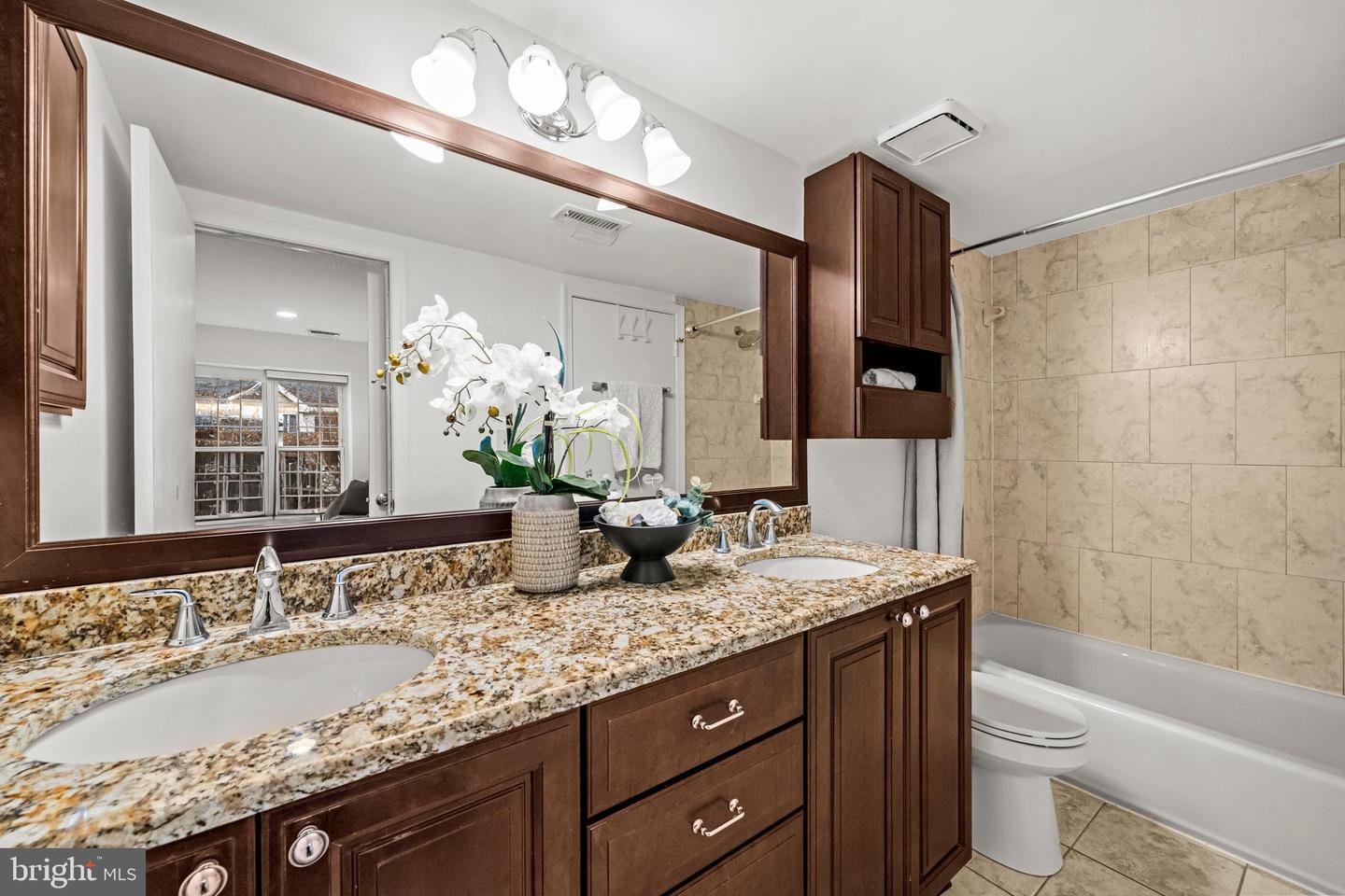 4531 28TH RD S #UNIT 9-7, ARLINGTON, Virginia 22206, 2 Bedrooms Bedrooms, ,1 BathroomBathrooms,Residential,For sale,4531 28TH RD S #UNIT 9-7,VAAR2068874 MLS # VAAR2068874