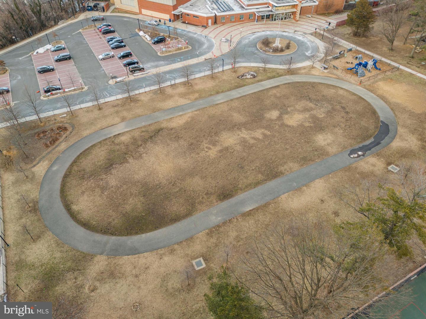 4531 28TH RD S #UNIT 9-7, ARLINGTON, Virginia 22206, 2 Bedrooms Bedrooms, ,1 BathroomBathrooms,Residential,For sale,4531 28TH RD S #UNIT 9-7,VAAR2068874 MLS # VAAR2068874