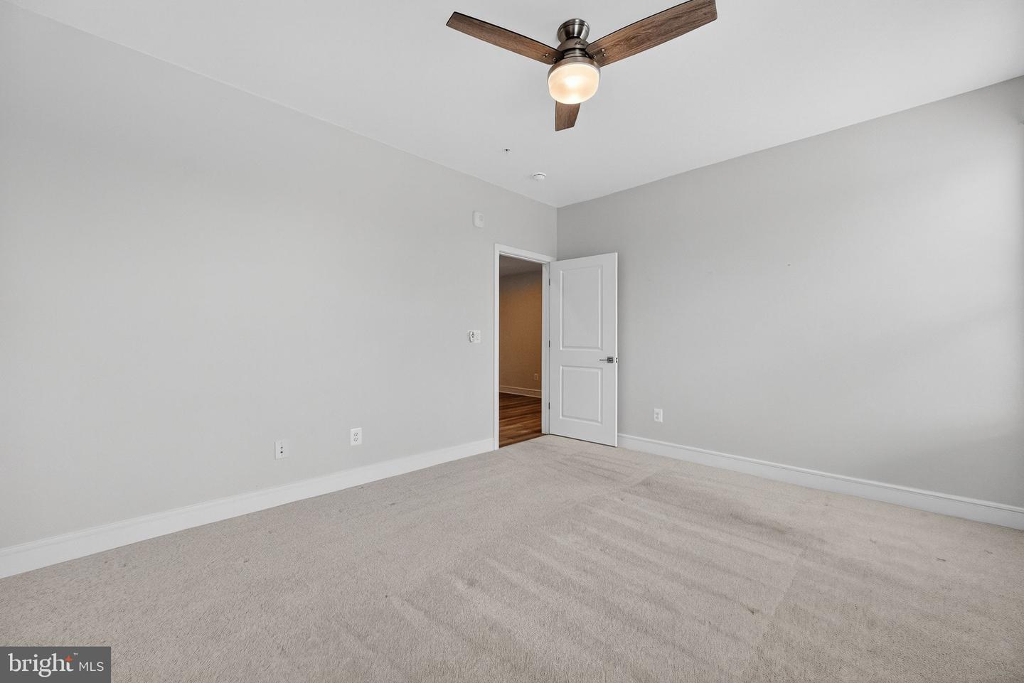 23639 GOLDEN EMBERS SQ #105, ASHBURN, Virginia 20148, 3 Bedrooms Bedrooms, ,2 BathroomsBathrooms,Residential,For sale,23639 GOLDEN EMBERS SQ #105,VALO2115990 MLS # VALO2115990