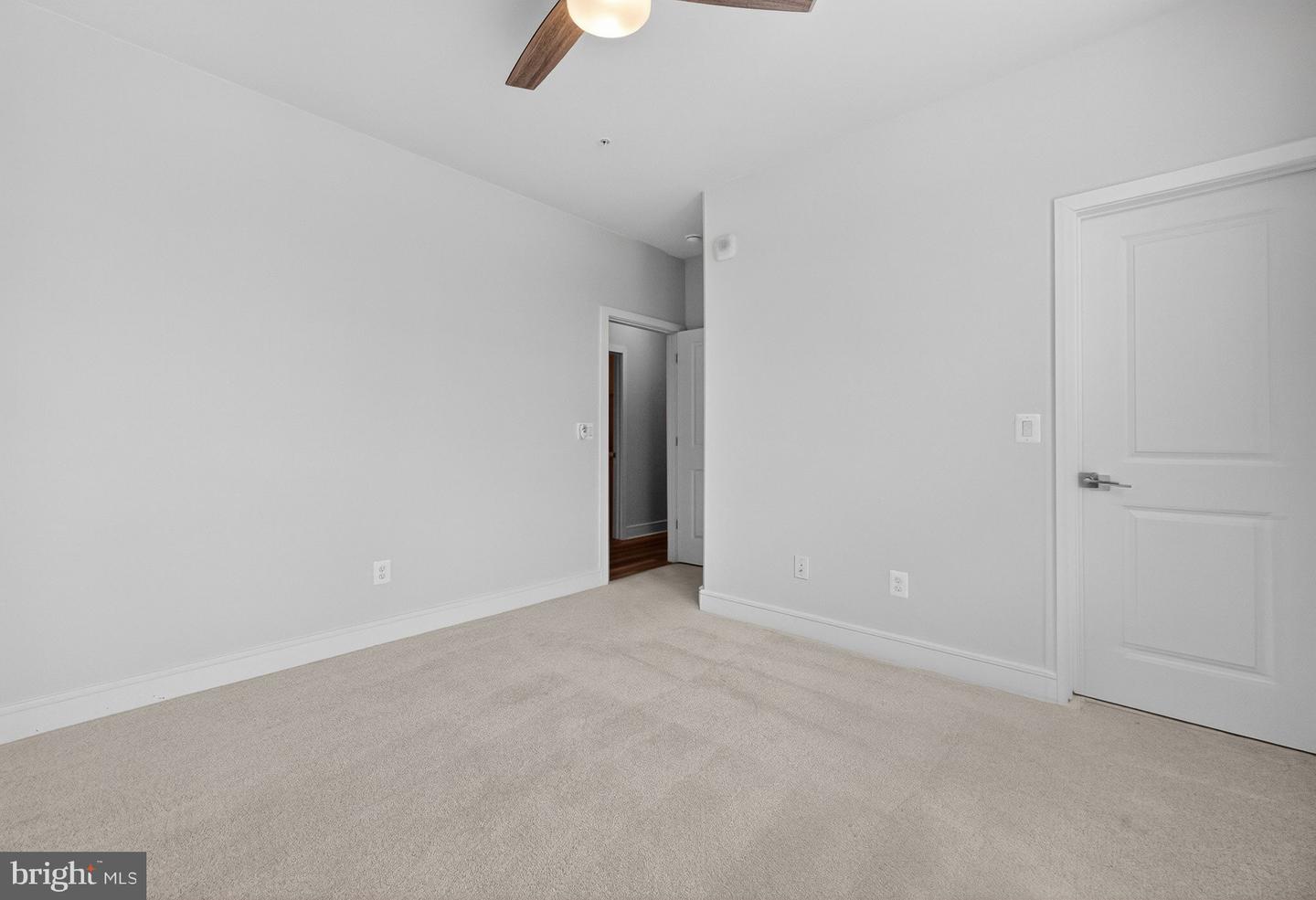 23639 GOLDEN EMBERS SQ #105, ASHBURN, Virginia 20148, 3 Bedrooms Bedrooms, ,2 BathroomsBathrooms,Residential,For sale,23639 GOLDEN EMBERS SQ #105,VALO2115990 MLS # VALO2115990