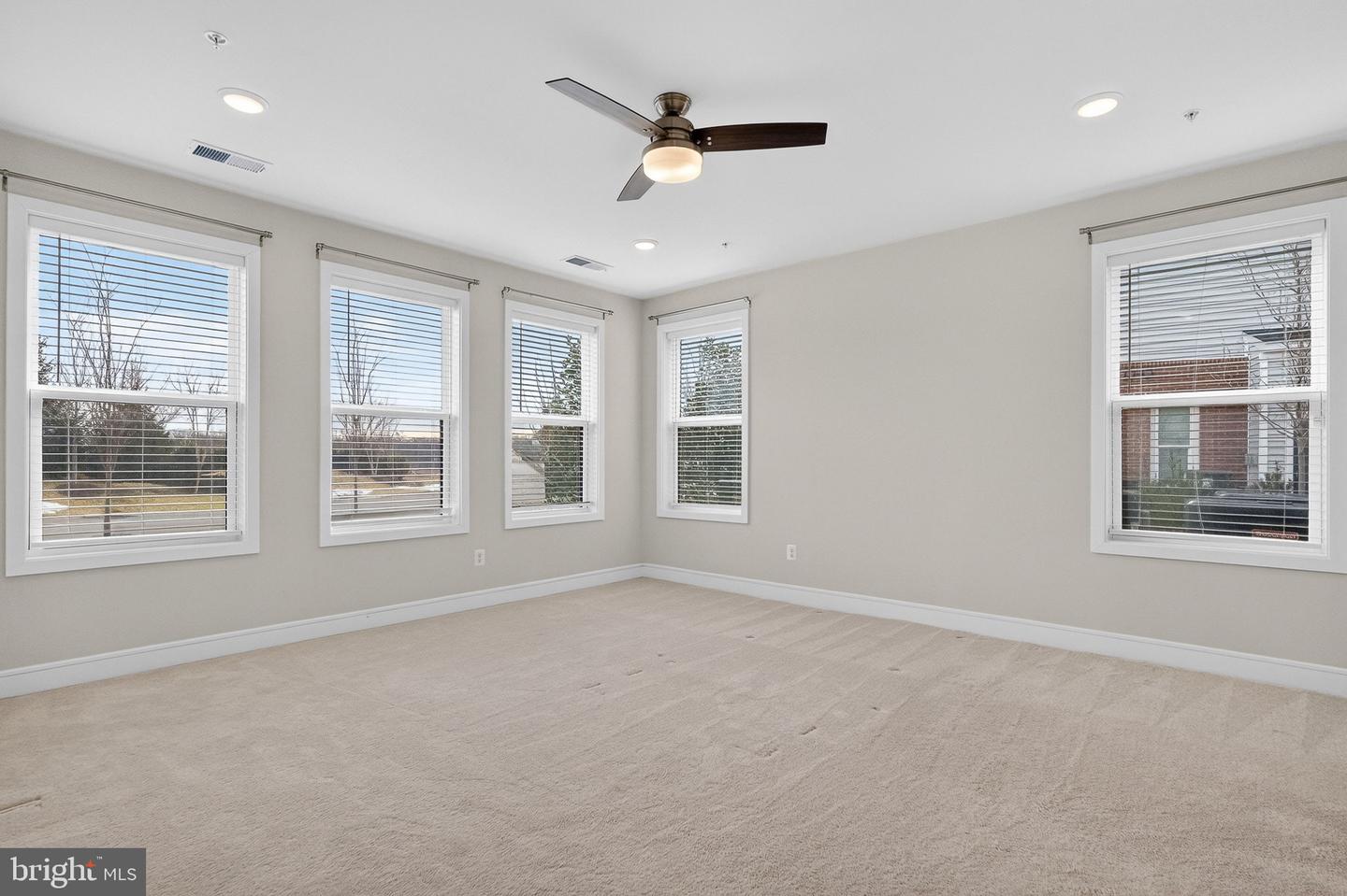 23639 GOLDEN EMBERS SQ #105, ASHBURN, Virginia 20148, 3 Bedrooms Bedrooms, ,2 BathroomsBathrooms,Residential,For sale,23639 GOLDEN EMBERS SQ #105,VALO2115990 MLS # VALO2115990