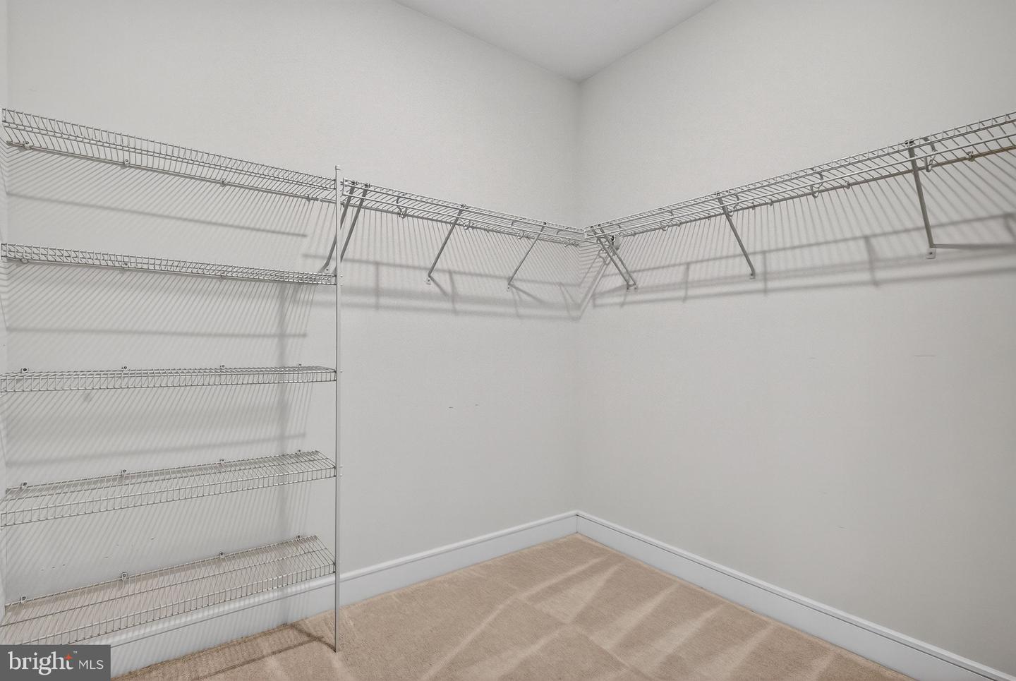 23639 GOLDEN EMBERS SQ #105, ASHBURN, Virginia 20148, 3 Bedrooms Bedrooms, ,2 BathroomsBathrooms,Residential,For sale,23639 GOLDEN EMBERS SQ #105,VALO2115990 MLS # VALO2115990