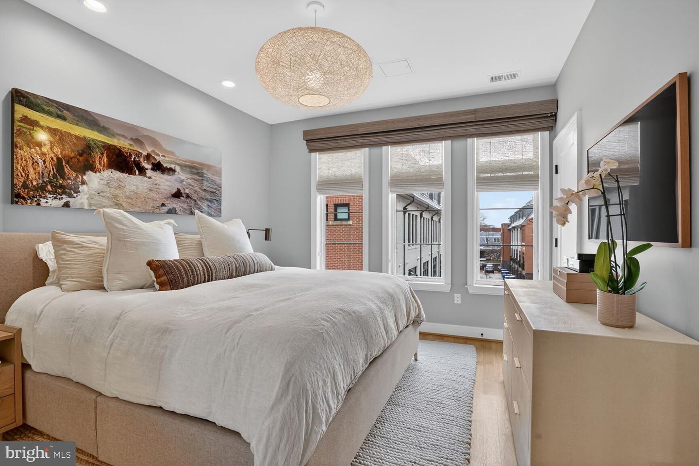 1305 D ST SE, WASHINGTON, District Of Columbia 20003, 4 Bedrooms Bedrooms, ,4 BathroomsBathrooms,Residential,For sale,1305 D ST SE,DCDC2246430 MLS # DCDC2246430