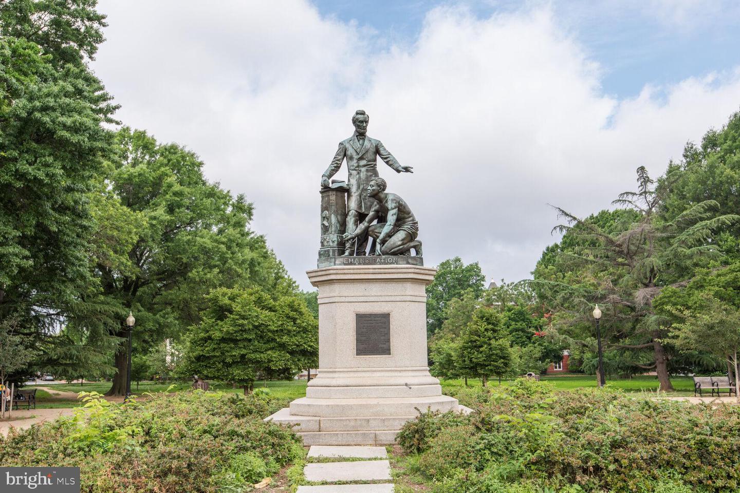 1305 D ST SE, WASHINGTON, District Of Columbia 20003, 4 Bedrooms Bedrooms, ,4 BathroomsBathrooms,Residential,For sale,1305 D ST SE,DCDC2246430 MLS # DCDC2246430