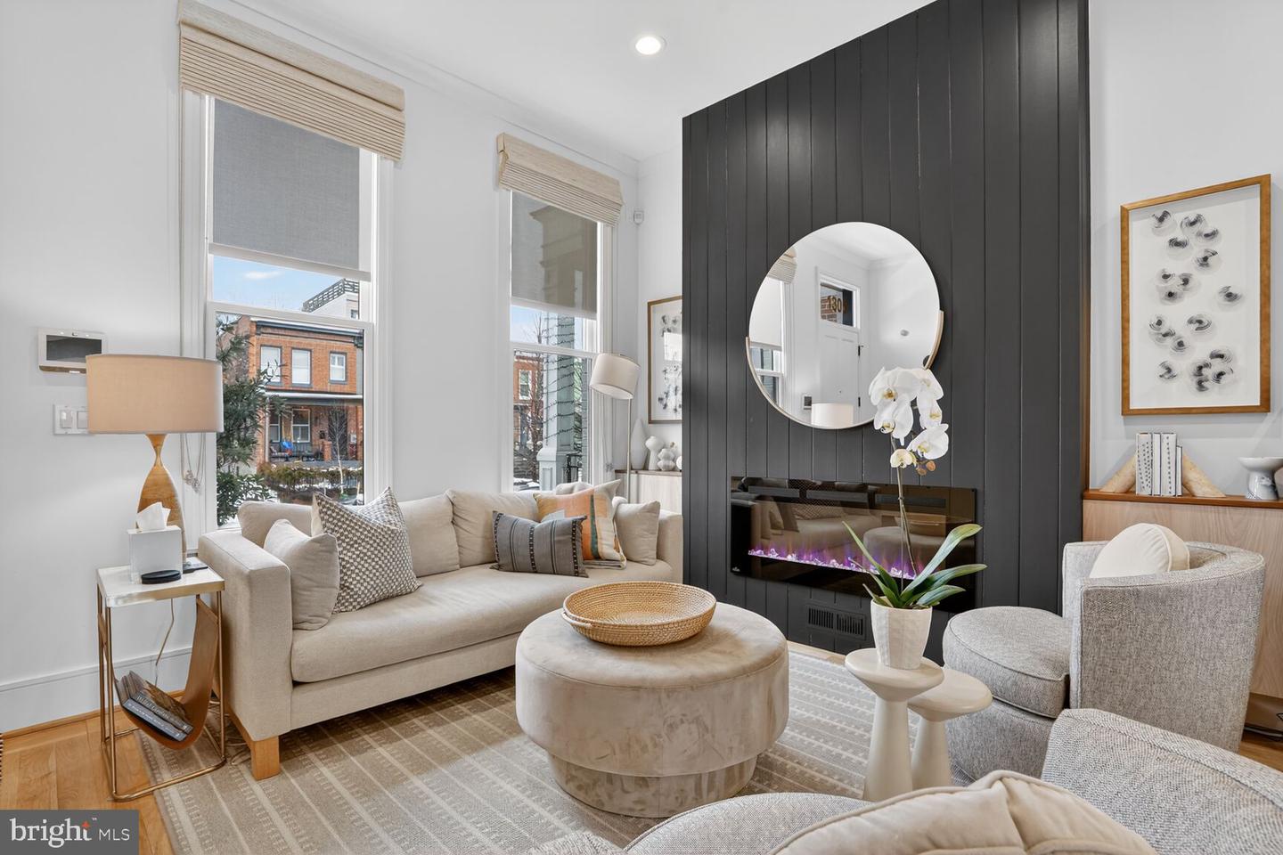 1305 D ST SE, WASHINGTON, District Of Columbia 20003, 4 Bedrooms Bedrooms, ,4 BathroomsBathrooms,Residential,For sale,1305 D ST SE,DCDC2246430 MLS # DCDC2246430