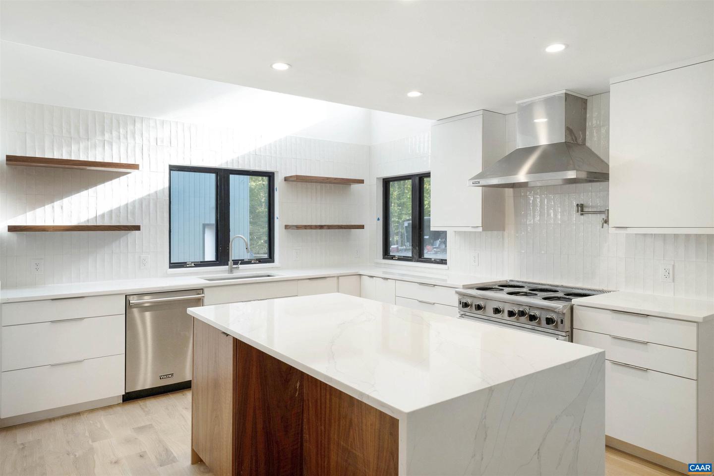 2482 SCHELFORD FARM RD, CHARLOTTESVILLE, Virginia 22901, 5 Bedrooms Bedrooms, ,4 BathroomsBathrooms,Residential,For sale,2482 SCHELFORD FARM RD,673366 MLS # 673366