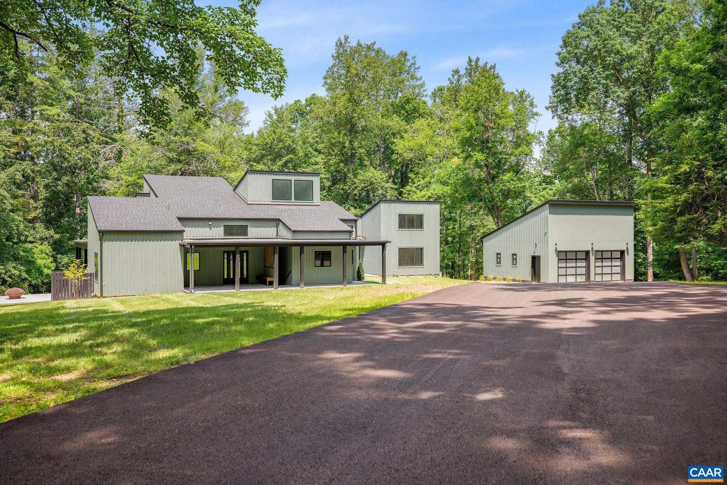 2482 SCHELFORD FARM RD, CHARLOTTESVILLE, Virginia 22901, 5 Bedrooms Bedrooms, ,4 BathroomsBathrooms,Residential,For sale,2482 SCHELFORD FARM RD,673366 MLS # 673366