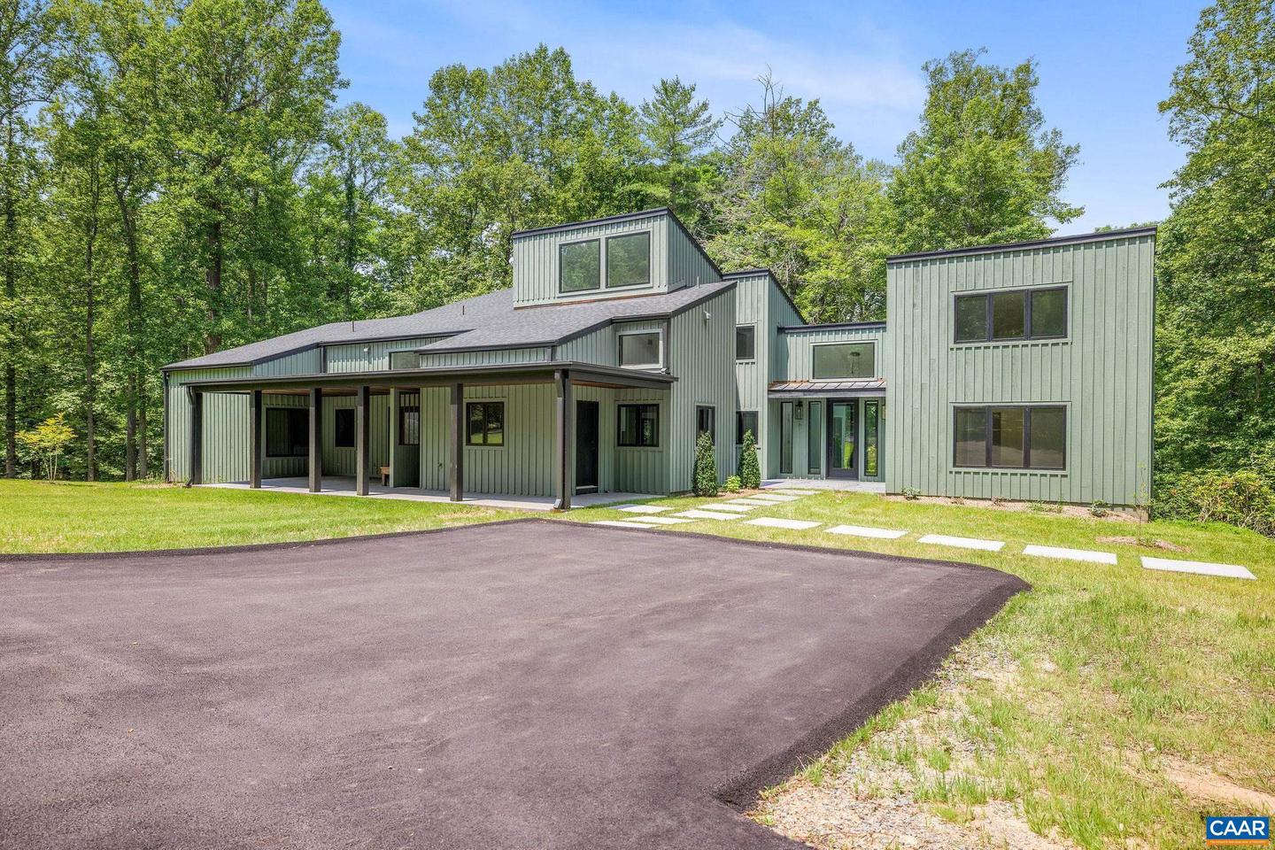 2482 SCHELFORD FARM RD, CHARLOTTESVILLE, Virginia 22901, 5 Bedrooms Bedrooms, ,4 BathroomsBathrooms,Residential,For sale,2482 SCHELFORD FARM RD,673366 MLS # 673366