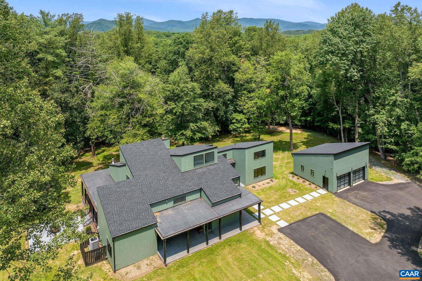 2482 SCHELFORD FARM RD, CHARLOTTESVILLE, Virginia 22901, 5 Bedrooms Bedrooms, ,4 BathroomsBathrooms,Residential,For sale,2482 SCHELFORD FARM RD,673366 MLS # 673366