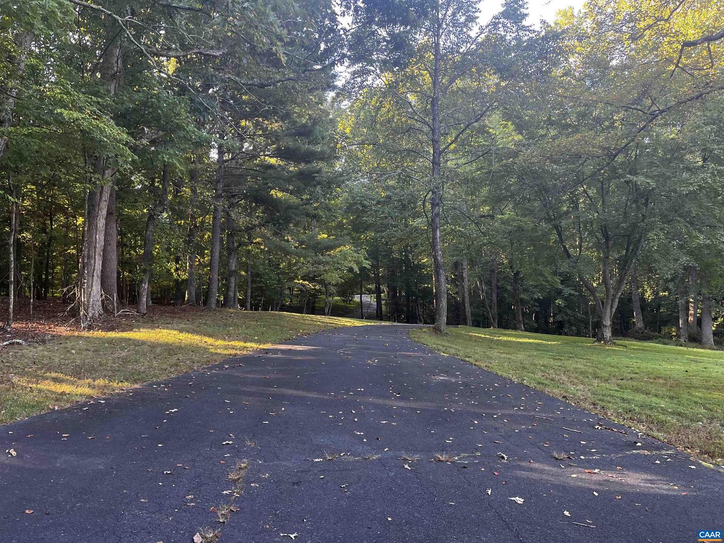 2482 SCHELFORD FARM RD, CHARLOTTESVILLE, Virginia 22901, 5 Bedrooms Bedrooms, ,4 BathroomsBathrooms,Residential,For sale,2482 SCHELFORD FARM RD,673366 MLS # 673366