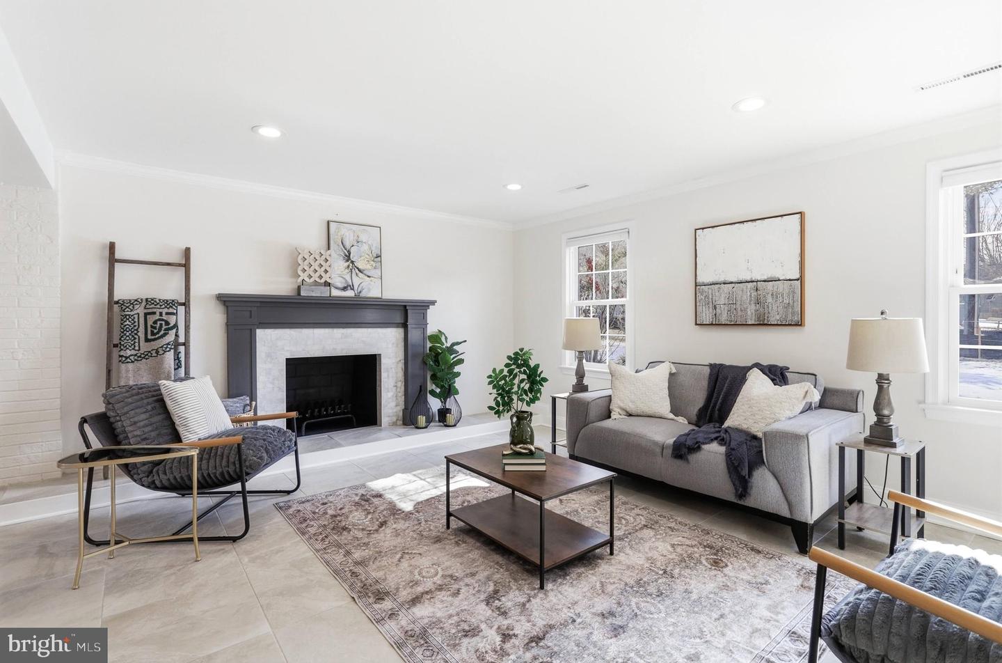 202 GLEN AVE SW, VIENNA, Virginia 22180, 4 Bedrooms Bedrooms, ,3 BathroomsBathrooms,Residential,For sale,202 GLEN AVE SW,VAFX2291500 MLS # VAFX2291500