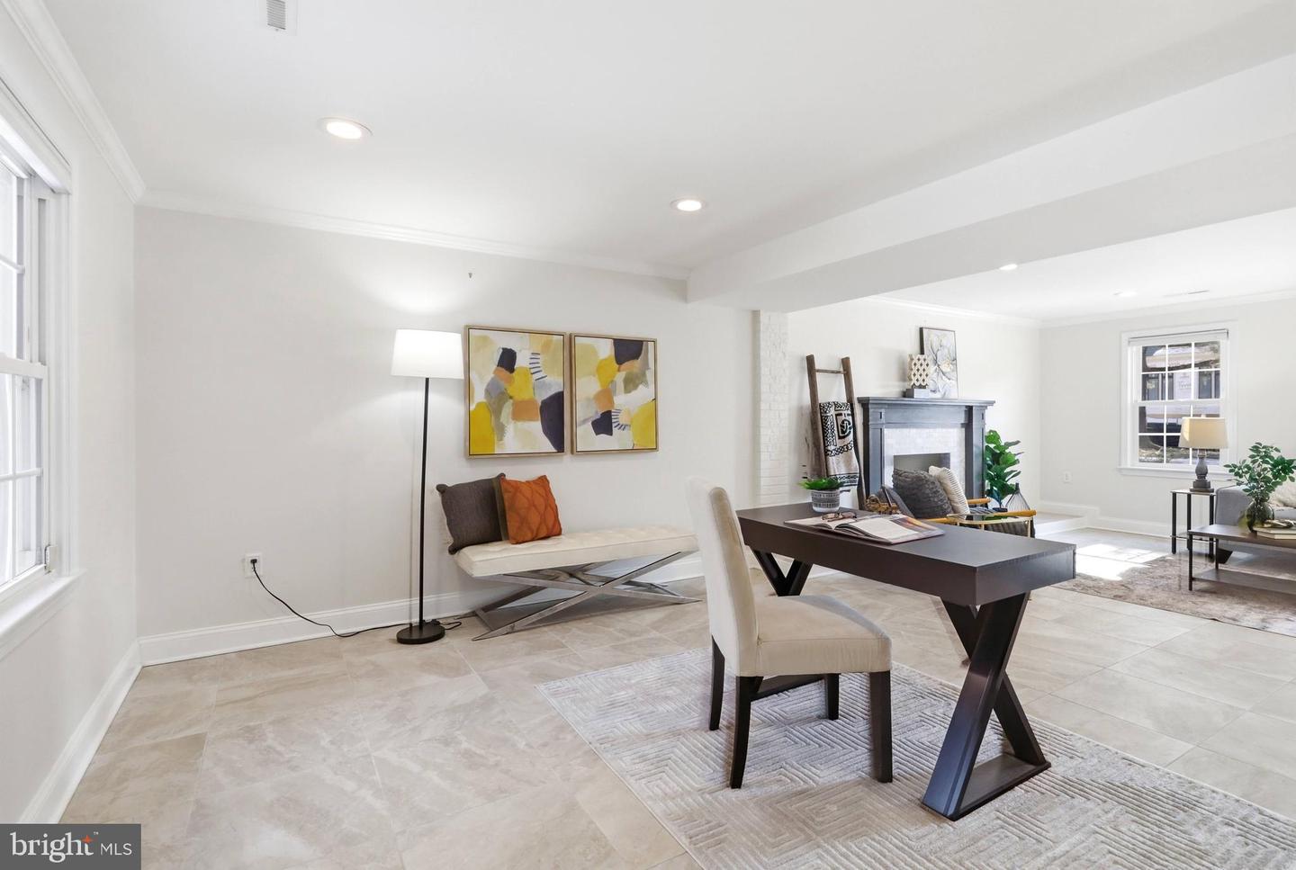 202 GLEN AVE SW, VIENNA, Virginia 22180, 4 Bedrooms Bedrooms, ,3 BathroomsBathrooms,Residential,For sale,202 GLEN AVE SW,VAFX2291500 MLS # VAFX2291500