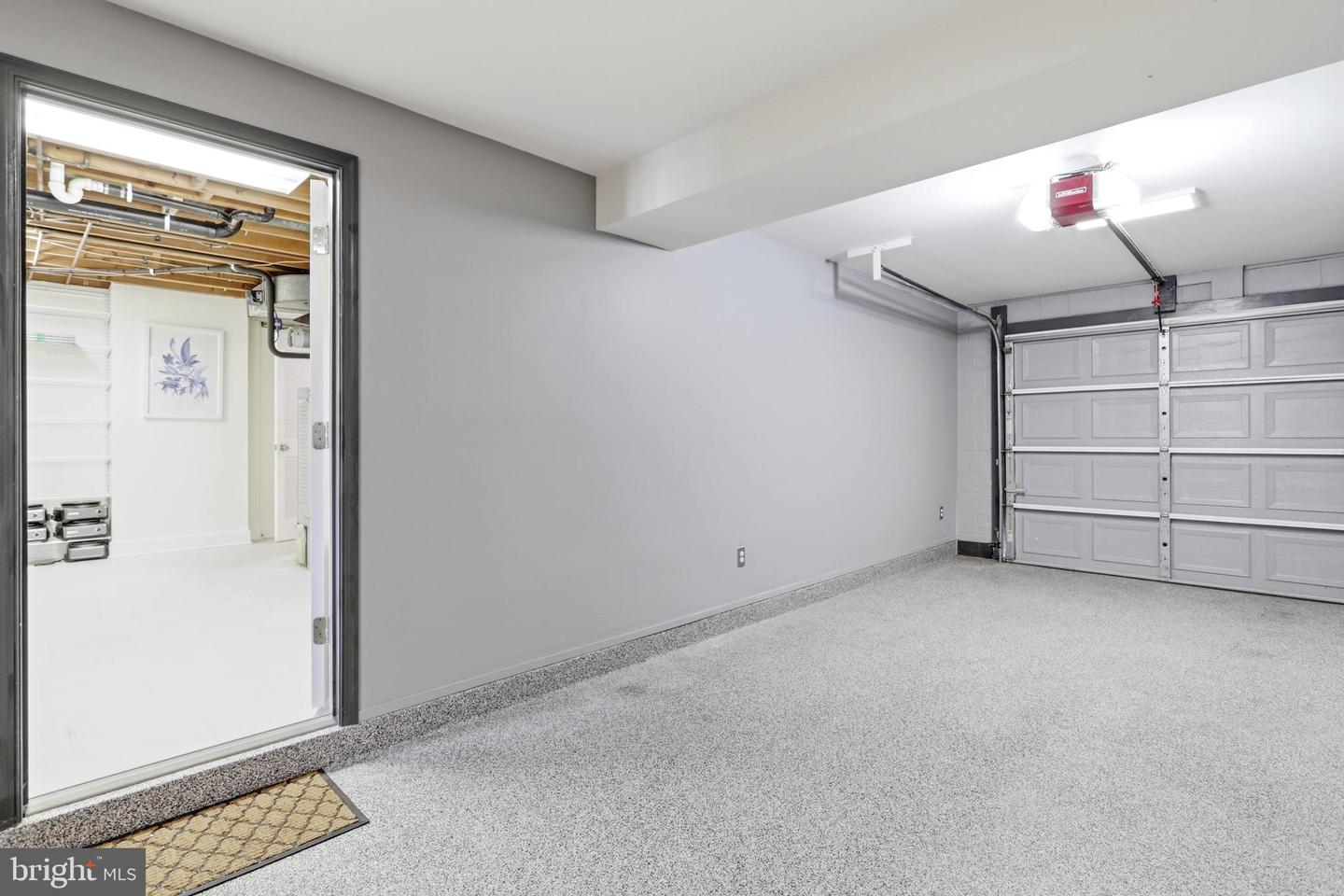 202 GLEN AVE SW, VIENNA, Virginia 22180, 4 Bedrooms Bedrooms, ,3 BathroomsBathrooms,Residential,For sale,202 GLEN AVE SW,VAFX2291500 MLS # VAFX2291500