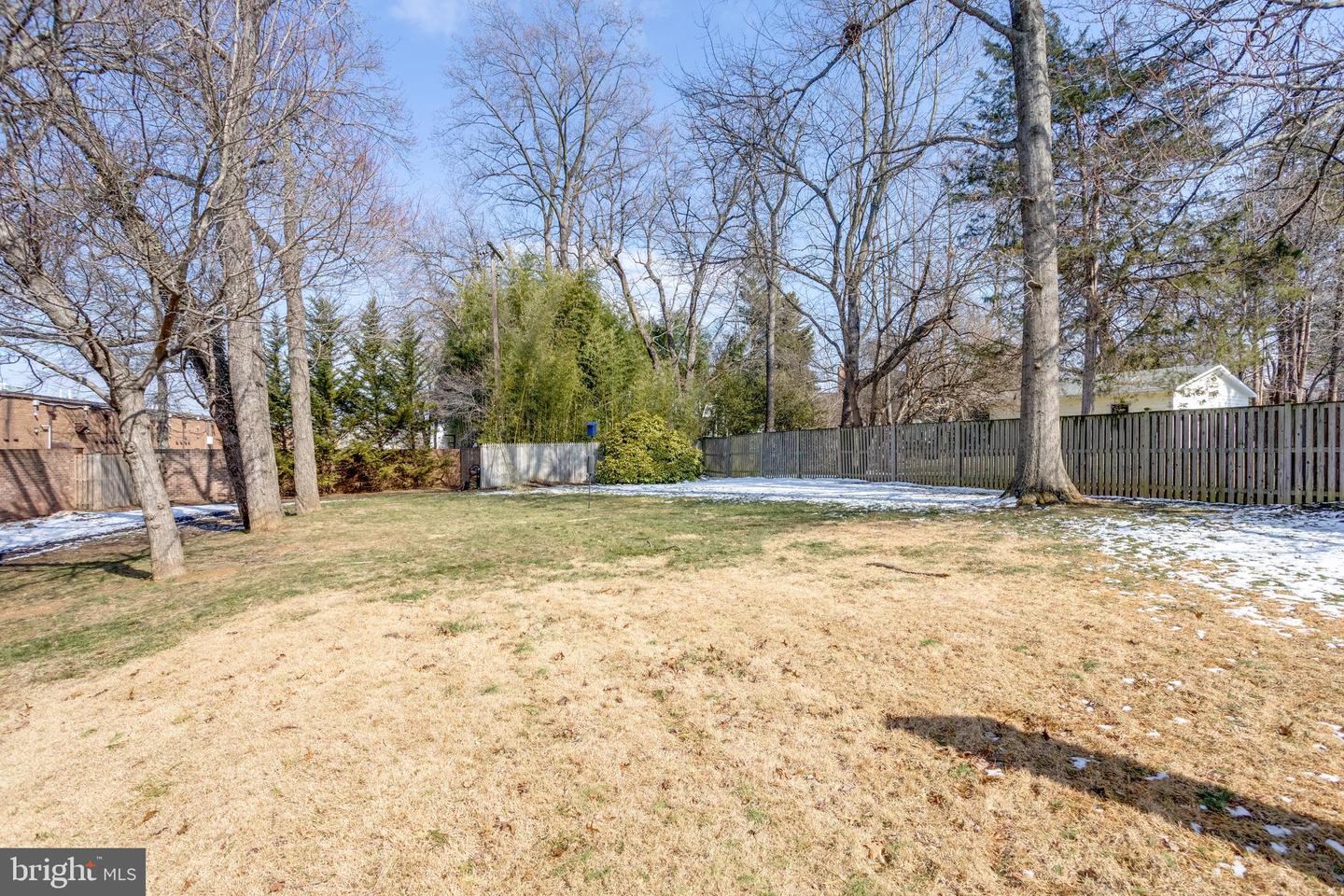 202 GLEN AVE SW, VIENNA, Virginia 22180, 4 Bedrooms Bedrooms, ,3 BathroomsBathrooms,Residential,For sale,202 GLEN AVE SW,VAFX2291500 MLS # VAFX2291500