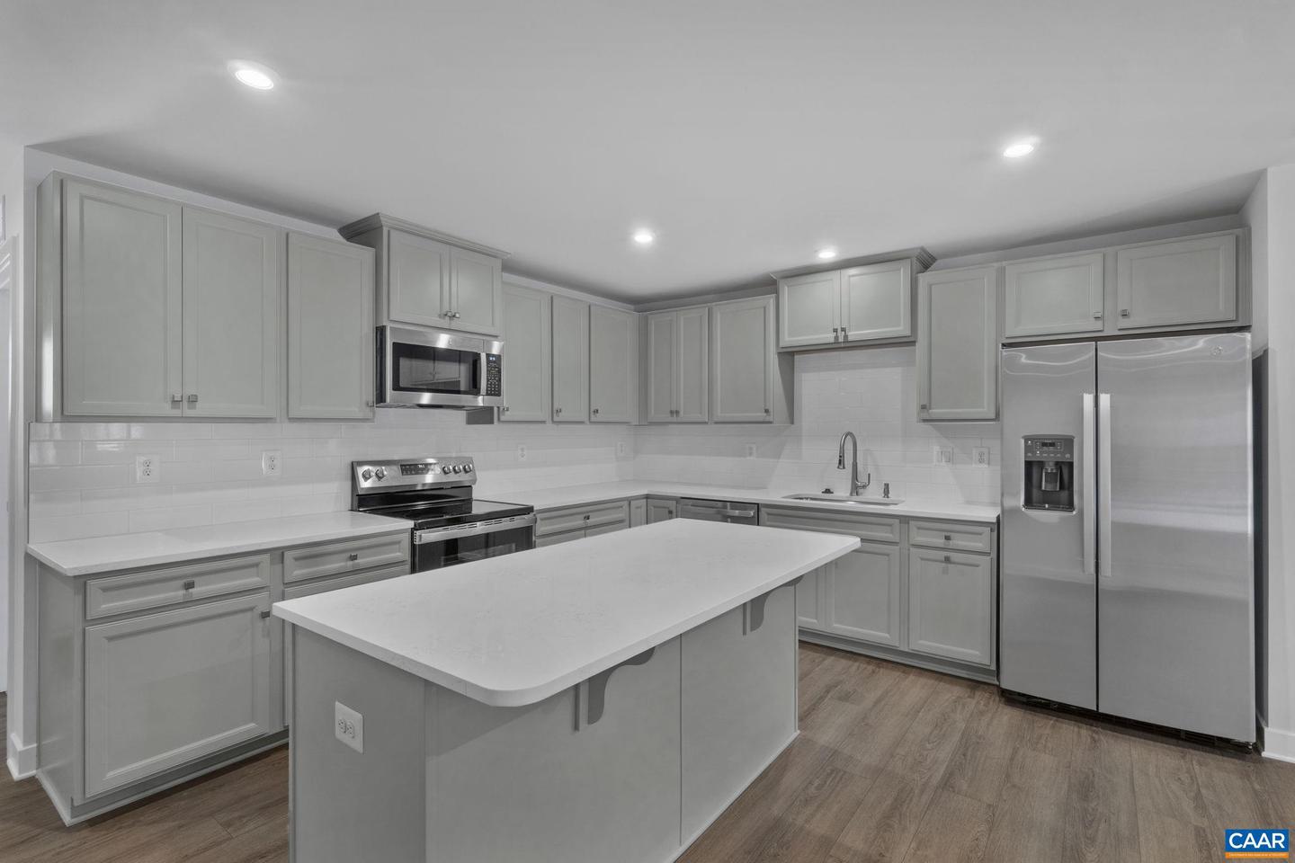 5130 LAZY BRANCH LN, KESWICK, Virginia 22947, 2 Bedrooms Bedrooms, ,2 BathroomsBathrooms,Residential,For sale,5130 LAZY BRANCH LN,673371 MLS # 673371