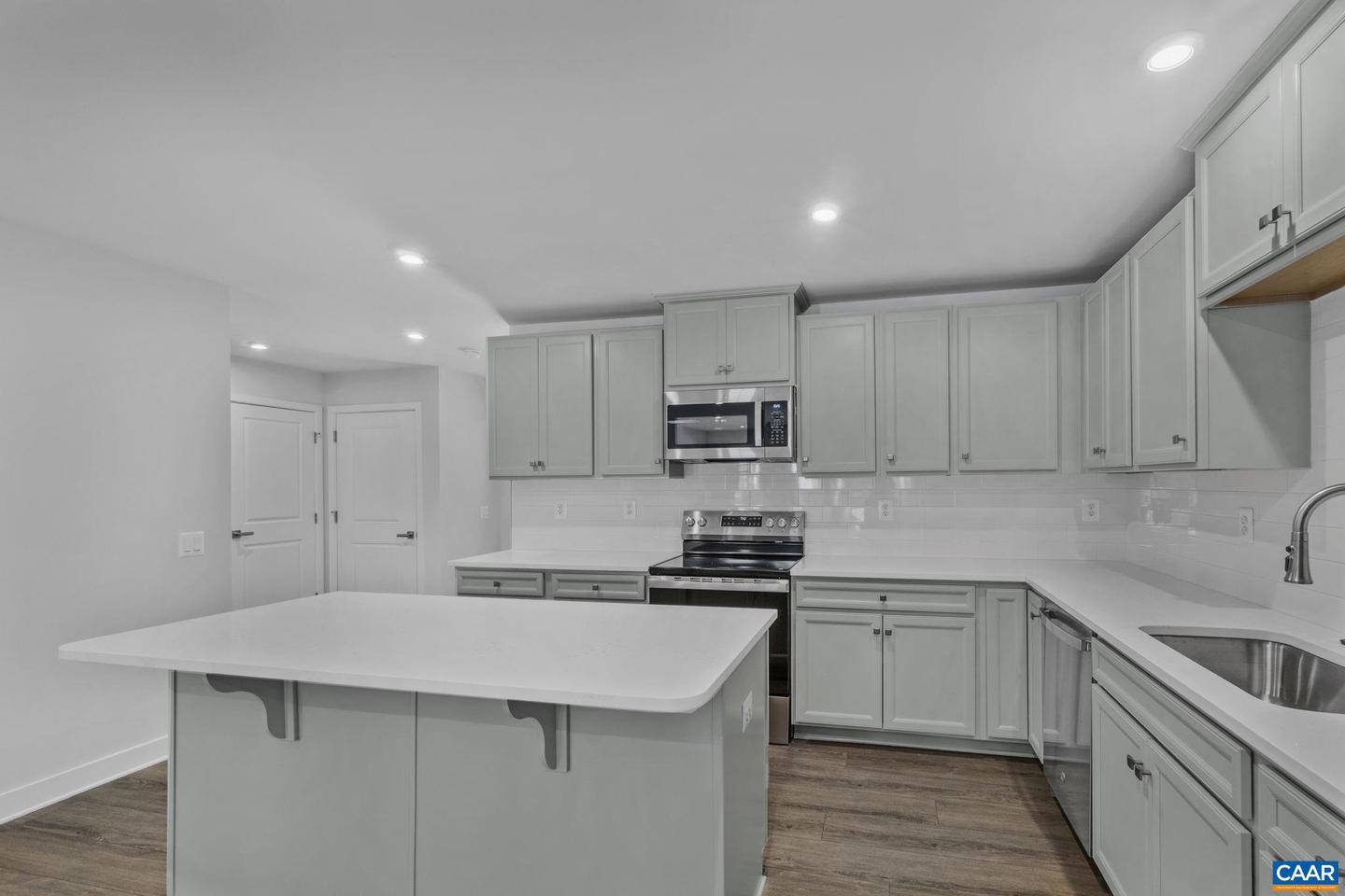 5130 LAZY BRANCH LN, KESWICK, Virginia 22947, 2 Bedrooms Bedrooms, ,2 BathroomsBathrooms,Residential,For sale,5130 LAZY BRANCH LN,673371 MLS # 673371