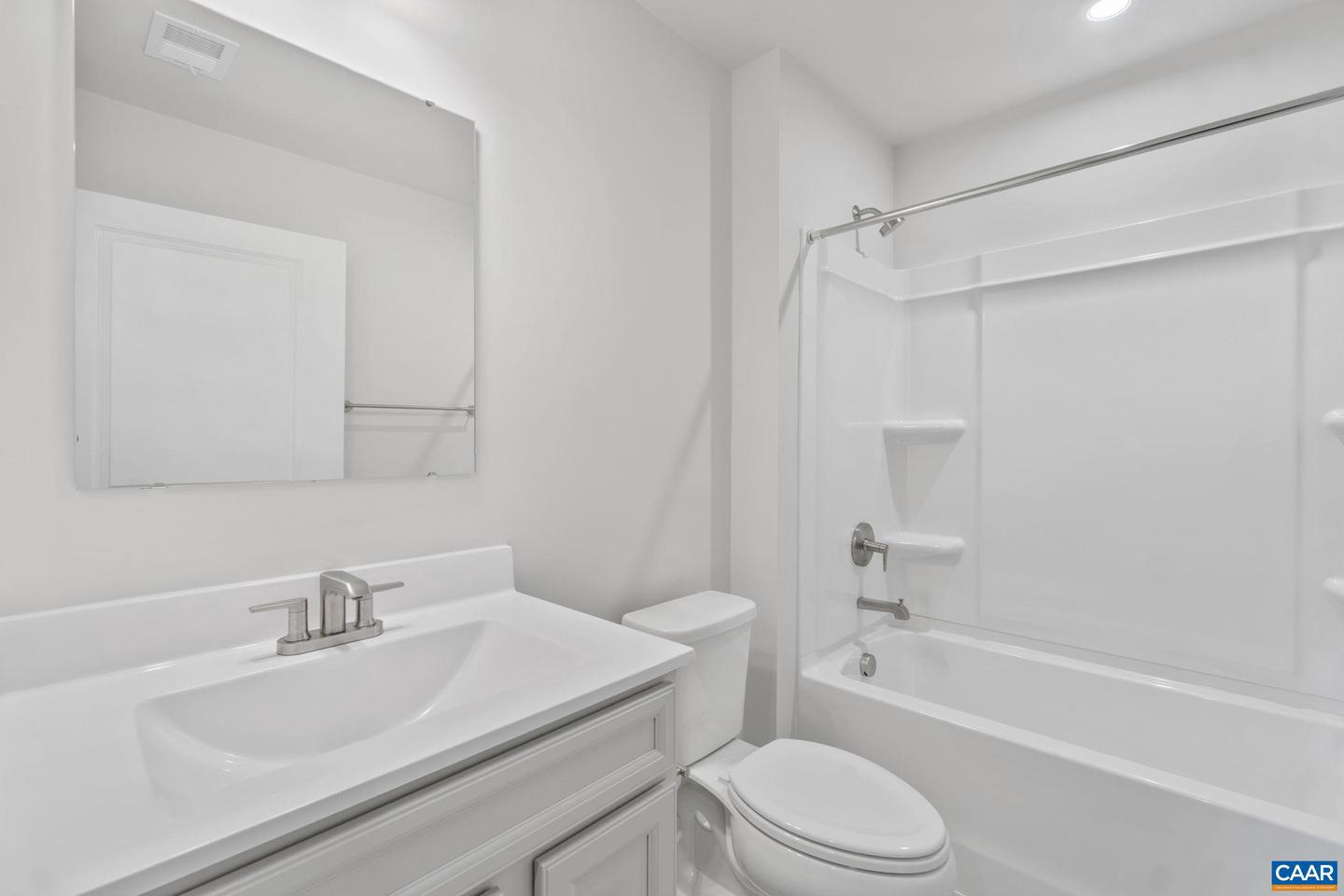 5130 LAZY BRANCH LN, KESWICK, Virginia 22947, 2 Bedrooms Bedrooms, ,2 BathroomsBathrooms,Residential,For sale,5130 LAZY BRANCH LN,673371 MLS # 673371