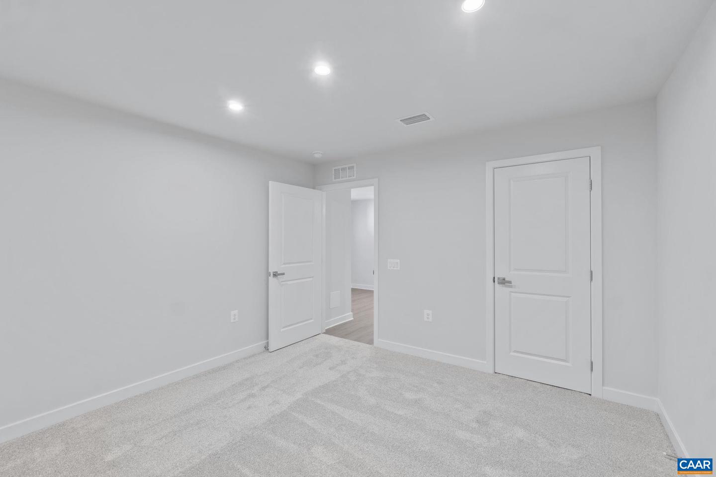 5130 LAZY BRANCH LN, KESWICK, Virginia 22947, 2 Bedrooms Bedrooms, ,2 BathroomsBathrooms,Residential,For sale,5130 LAZY BRANCH LN,673371 MLS # 673371