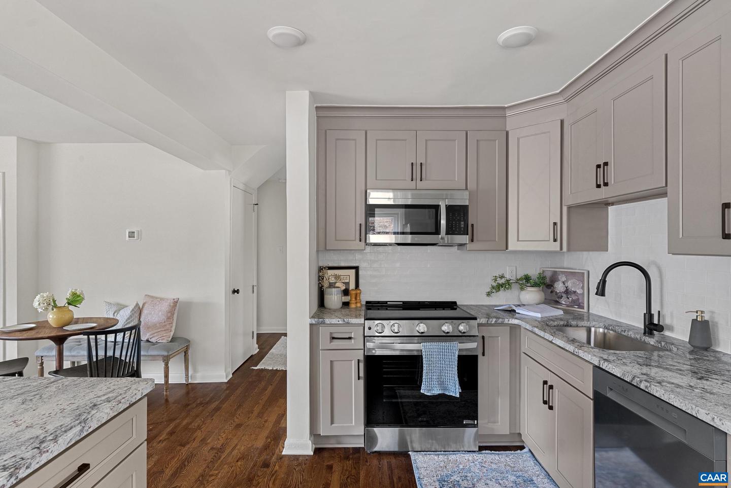 919 DRUID AVE, CHARLOTTESVILLE, Virginia 22902, 4 Bedrooms Bedrooms, ,3 BathroomsBathrooms,Residential,For sale,919 DRUID AVE,673385 MLS # 673385 919 DRUID AVE, CHARLOTTESVILLE, Virginia 22902, 4 Bedrooms Bedrooms, ,3 BathroomsBathrooms,Residential,For sale,919 DRUID AVE,673385 MLS # 673385