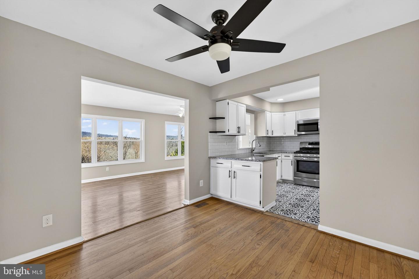 660 FOXCROFT RD, WARRENTON, Virginia 20186, 3 Bedrooms Bedrooms, ,3 BathroomsBathrooms,Residential,For sale,660 FOXCROFT RD,VAFQ2020610 MLS # VAFQ2020610