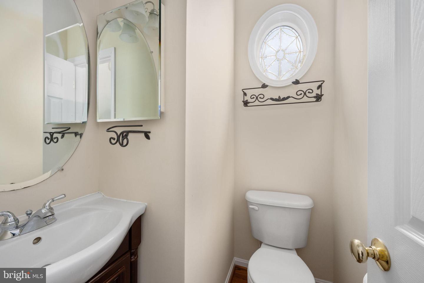 100 MOORING CT, STAFFORD, Virginia 22554, 4 Bedrooms Bedrooms, 7 Rooms Rooms,2 BathroomsBathrooms,Residential,For sale,100 MOORING CT,VAST2046260 MLS # VAST2046260